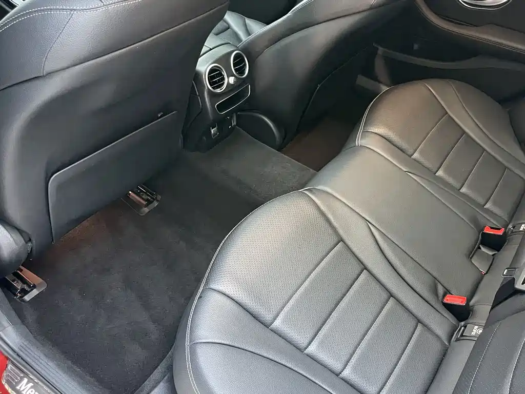 Mercedes-Benz C-Class — миниатюра 20