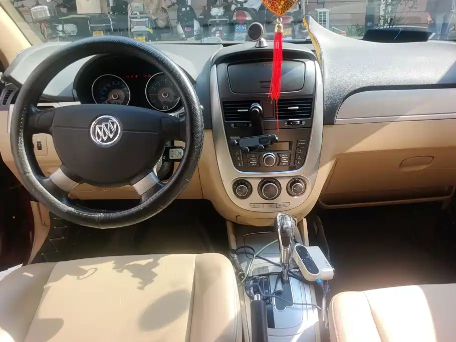 Buick Excelle — миниатюра 12