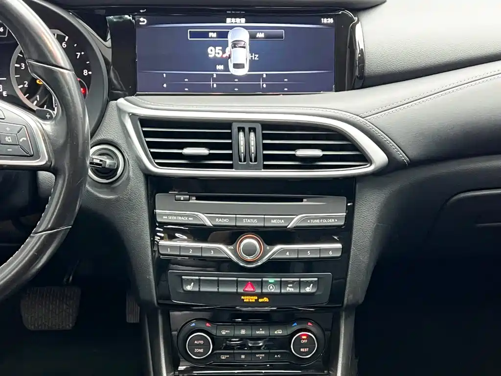 Infiniti QX30 — миниатюра 18
