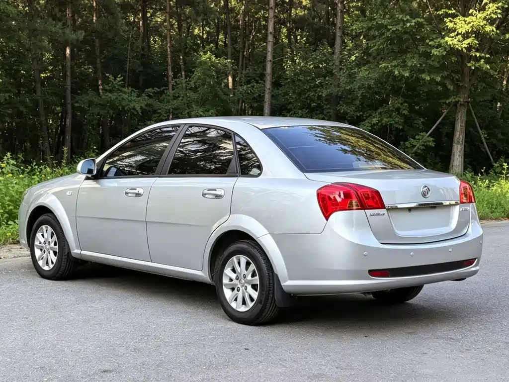 Buick Excelle — миниатюра 4