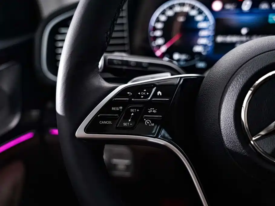 Mercedes-Benz GLE (Import) — миниатюра 29