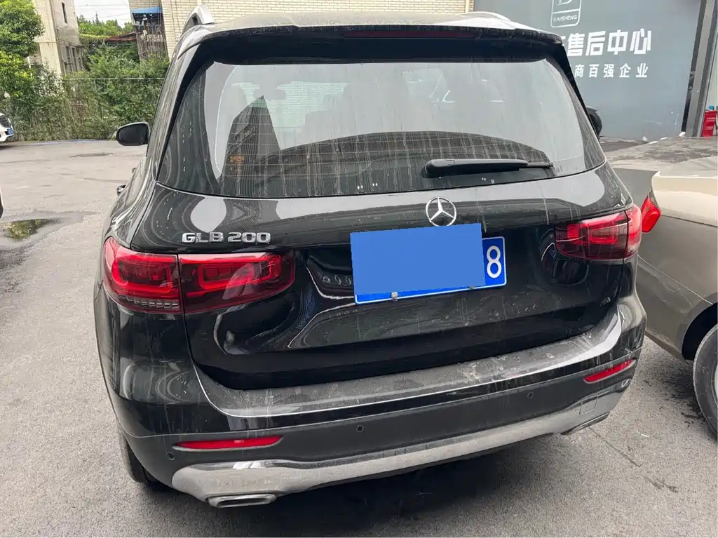 Mercedes-Benz GLB — миниатюра 10