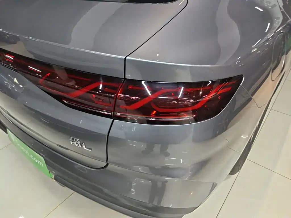 BYD Qin L — миниатюра 8