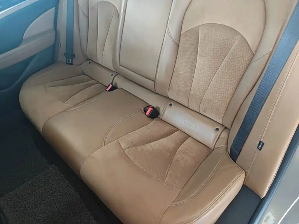 Buick LaCrosse — миниатюра 17