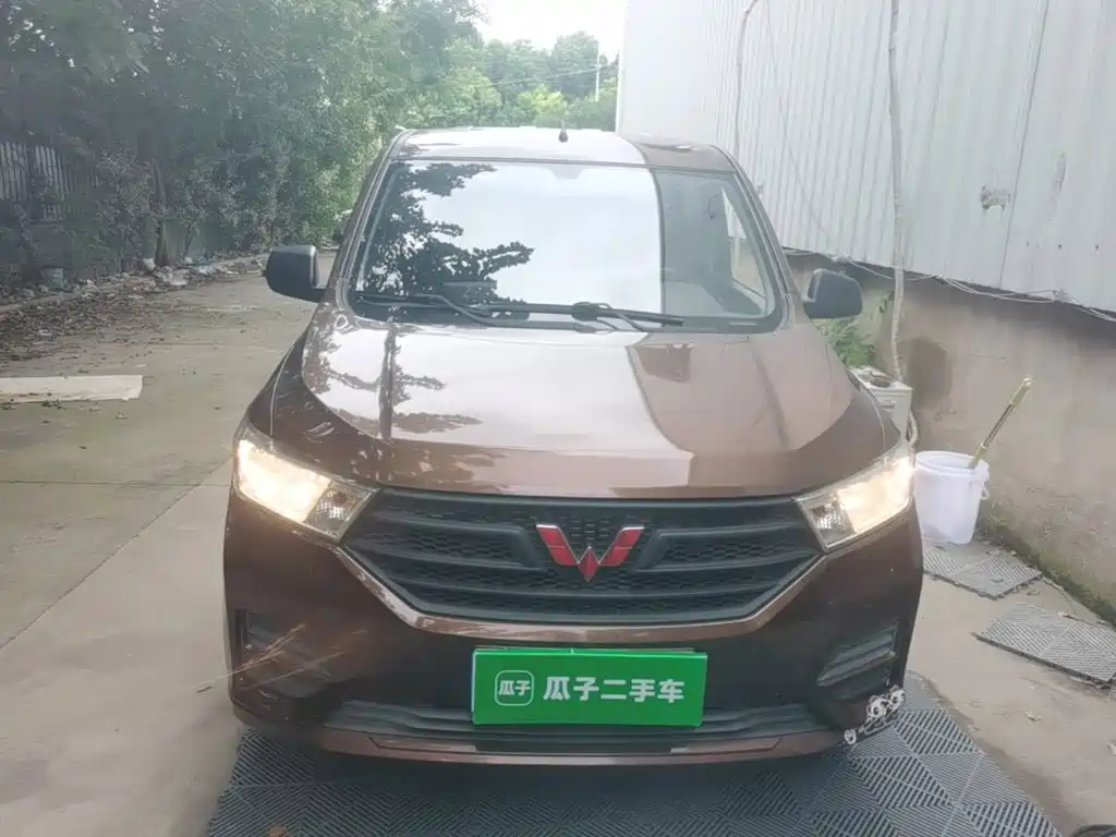 Wuling Hongguang — миниатюра 3