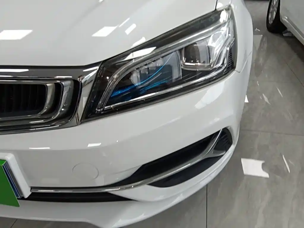 Geely Emgrand — миниатюра 24