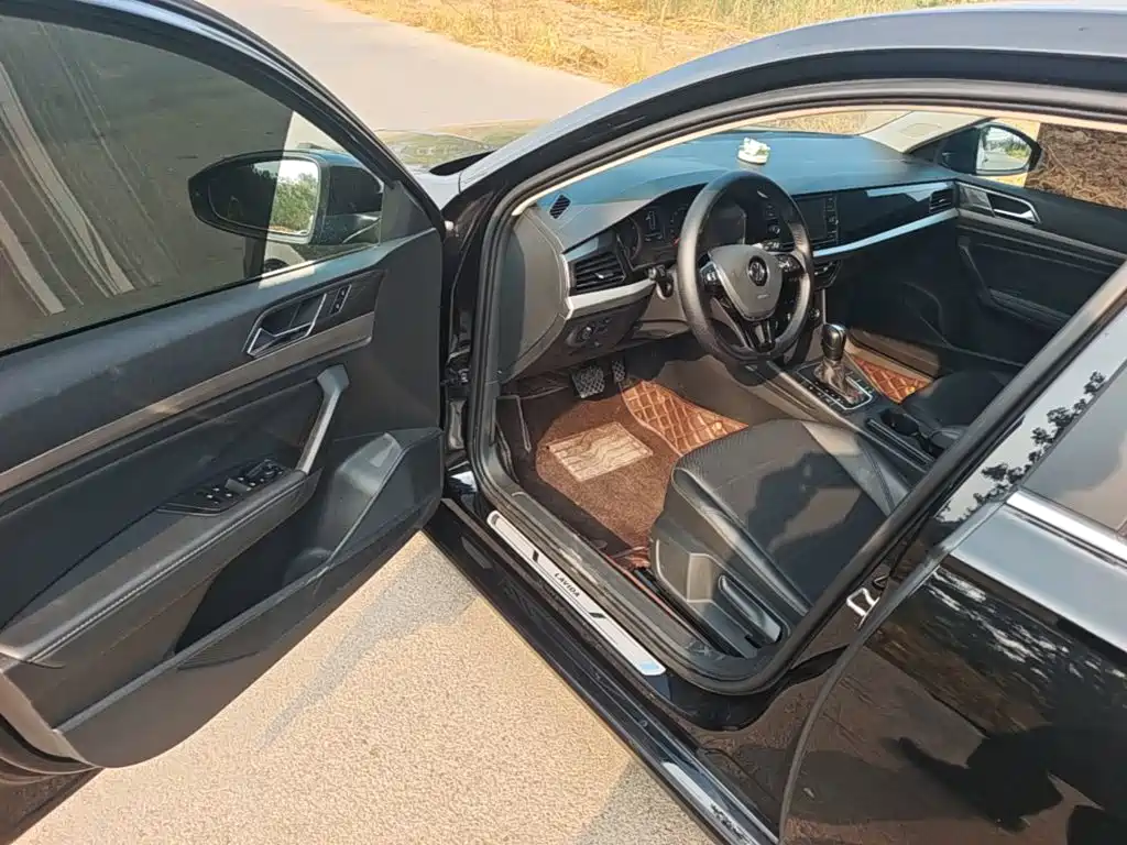 Volkswagen Lavida — миниатюра 16