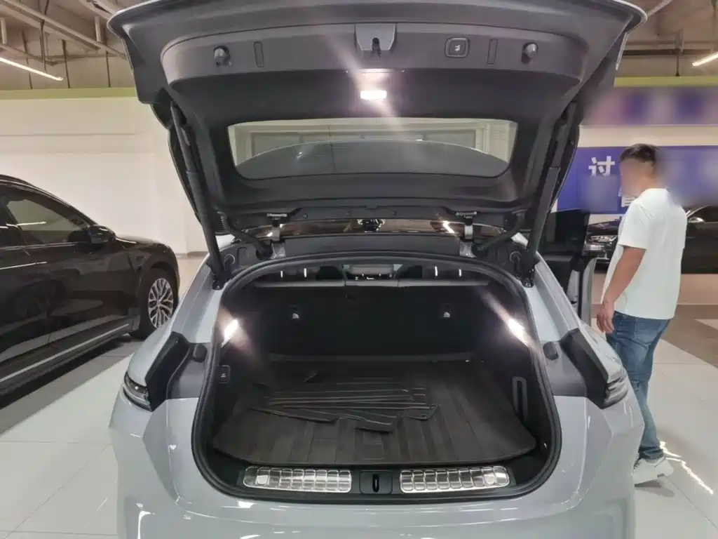 NIO ET5T — миниатюра 19