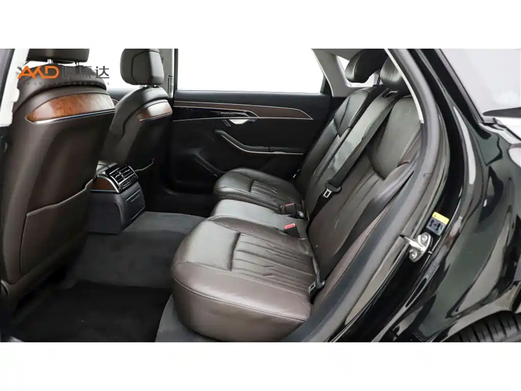 Audi A8 — миниатюра 7