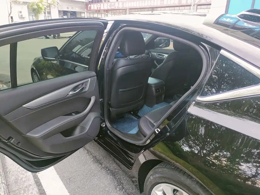 Cadillac CT5 — миниатюра 29