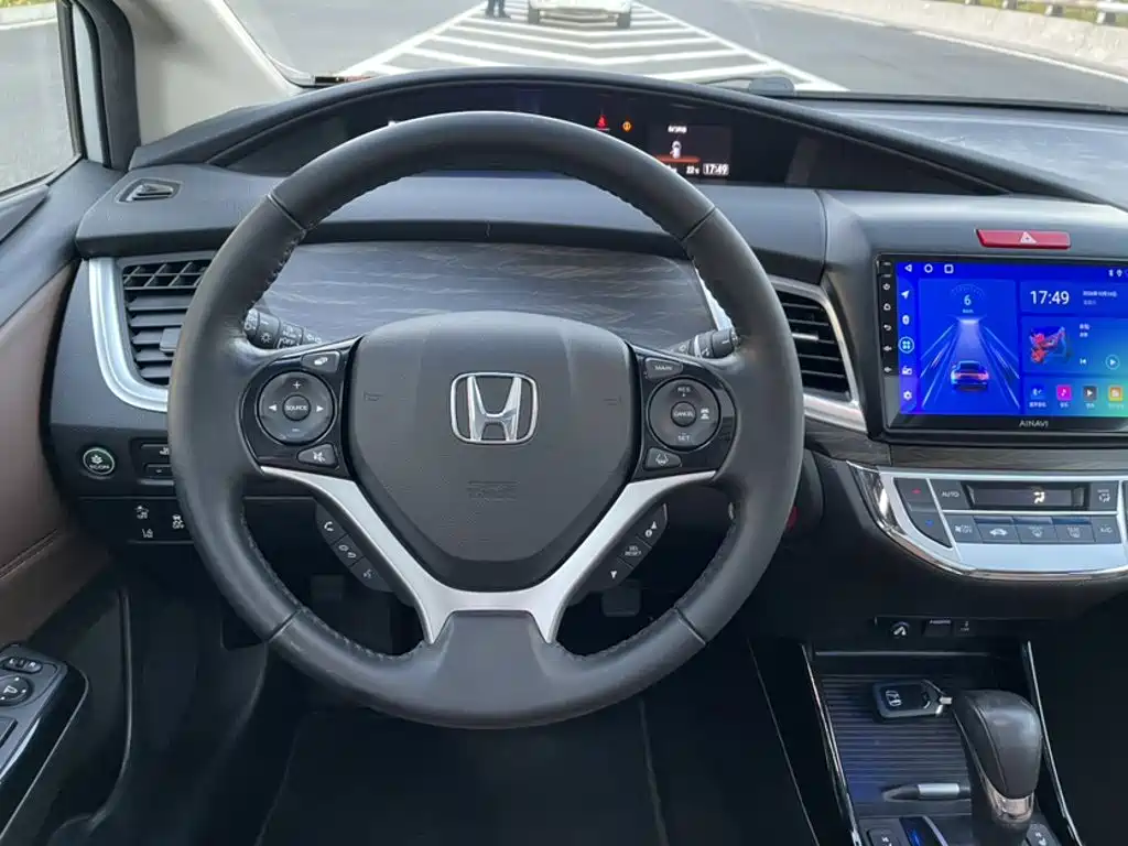 Honda Jade — миниатюра 3