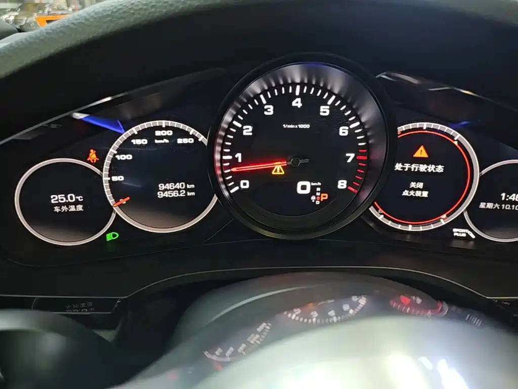 Porsche Cayenne — миниатюра 12