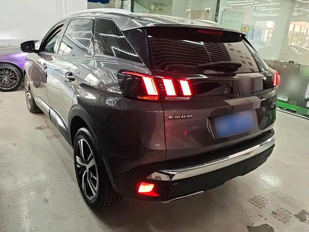 Peugeot 4008 — миниатюра 5