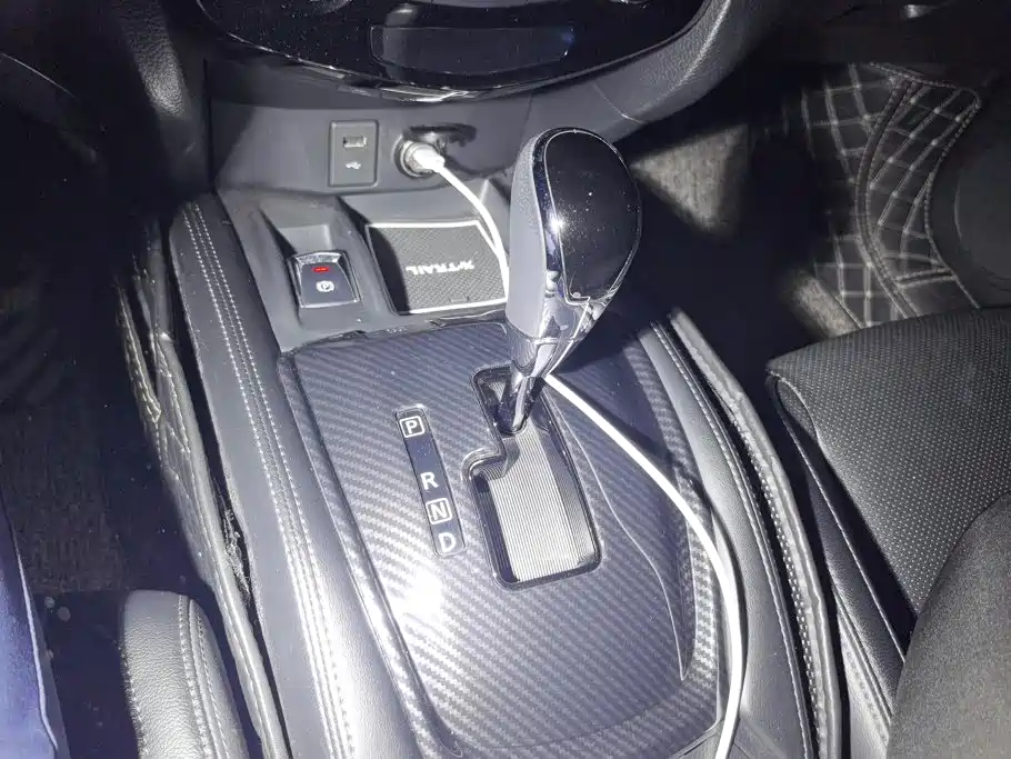 Nissan X-Trail — миниатюра 16