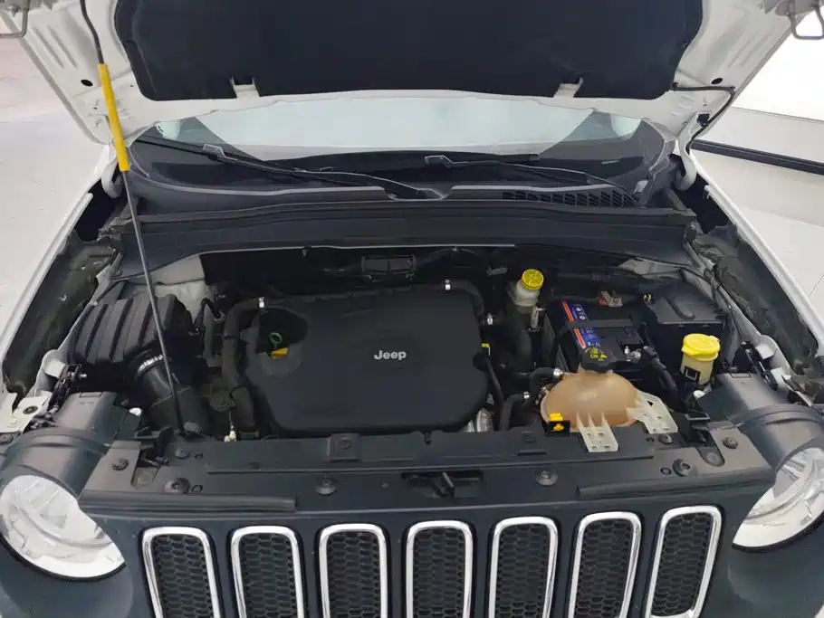 Jeep Renegade — миниатюра 10