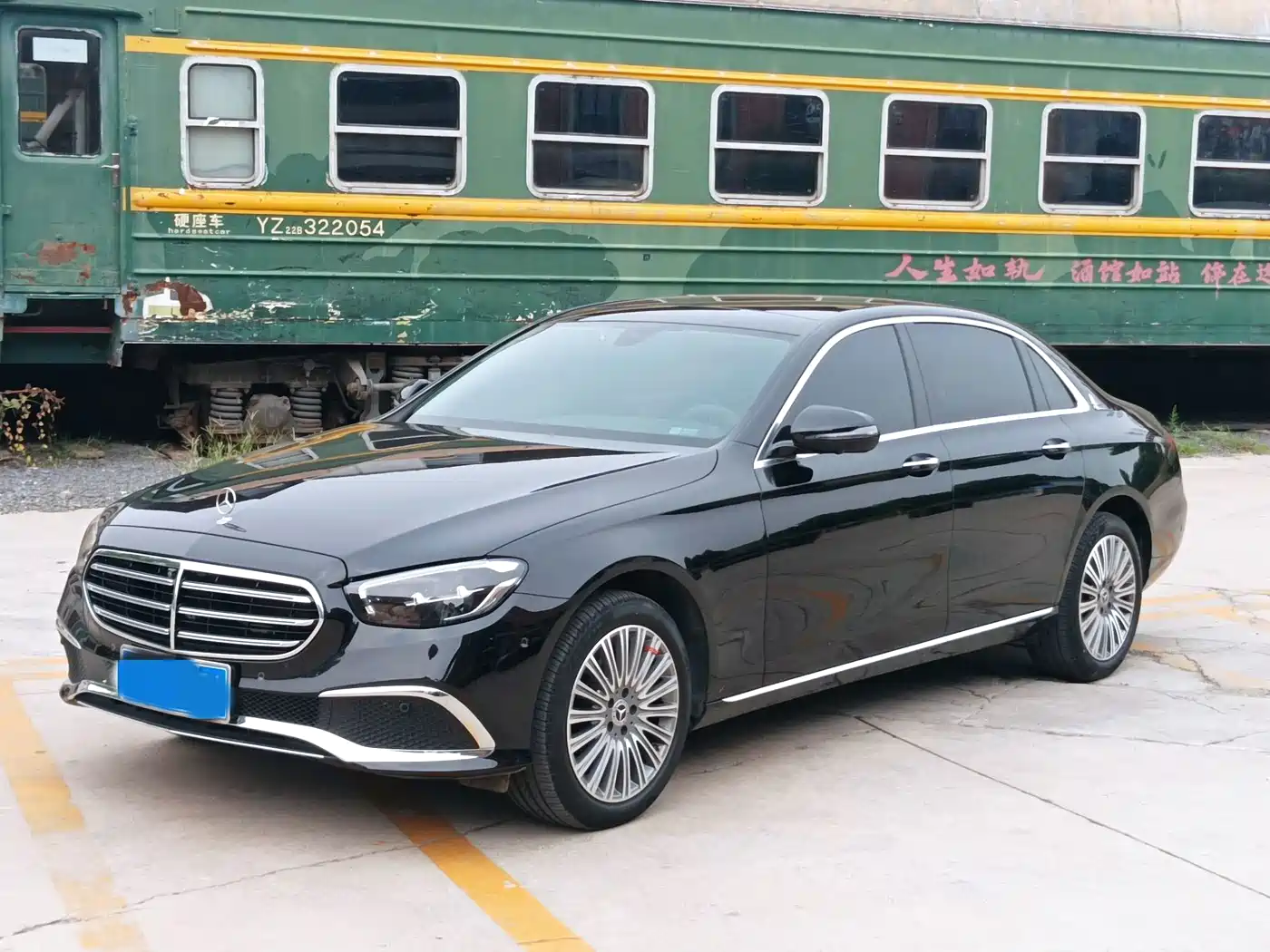 奔驰E级 2022款 改款二 E 300 L 时尚型 2022