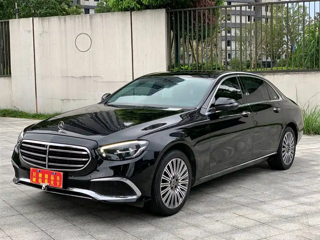 Mercedes-Benz E-Class 2023