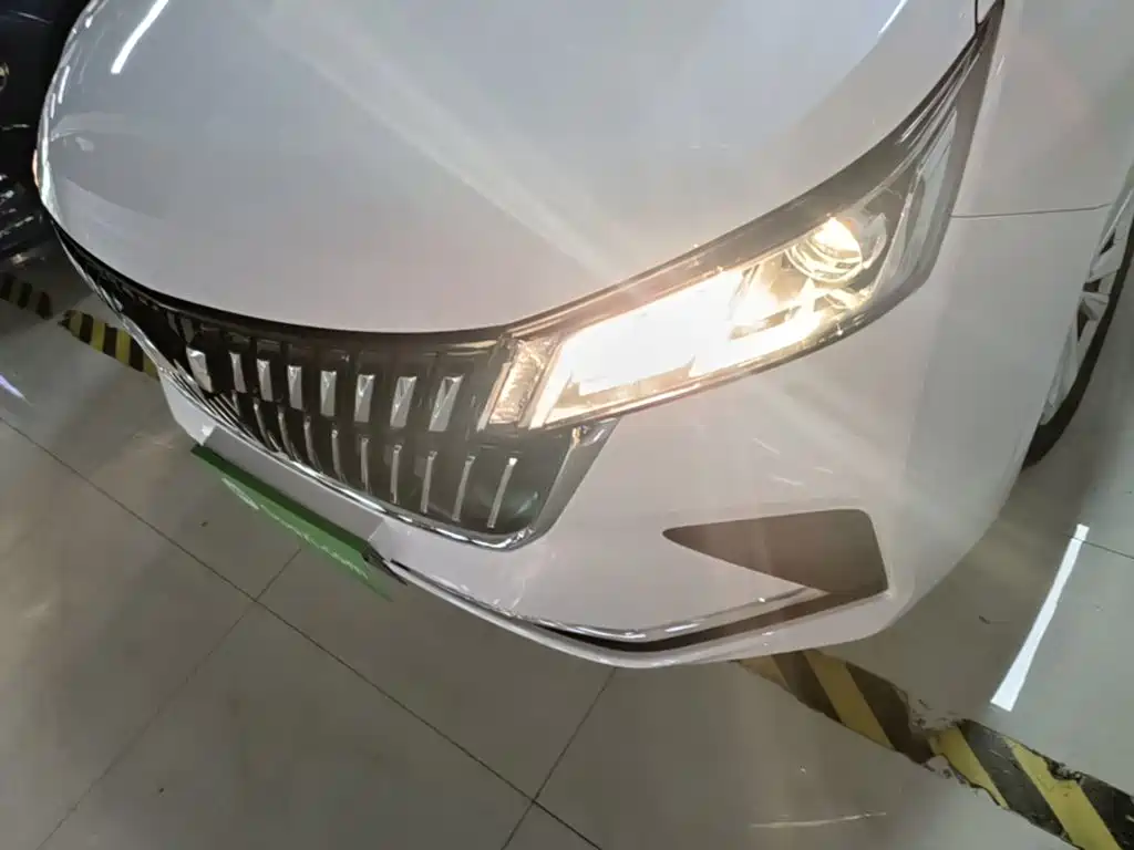 Wuling Jiachen — миниатюра 24
