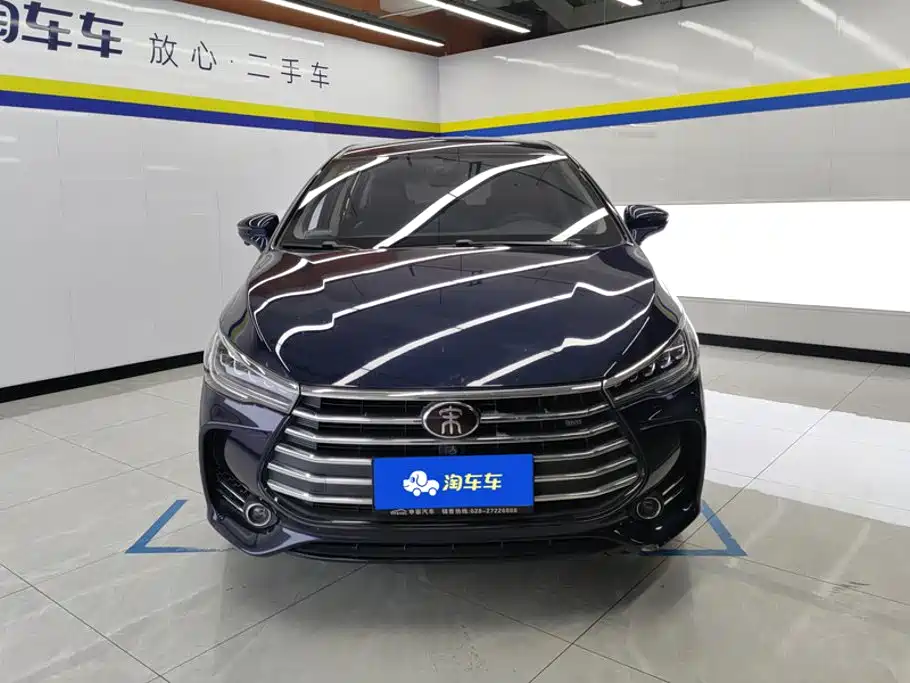 BYD MAX — миниатюра 2