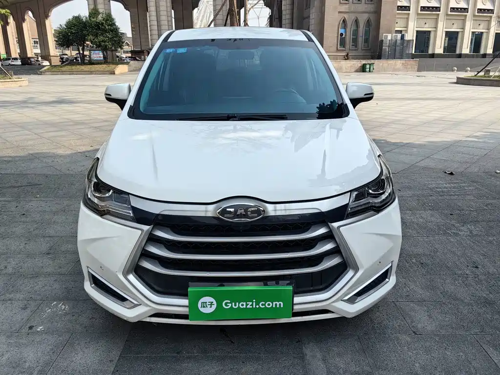 JAC Refine R3 — миниатюра 18