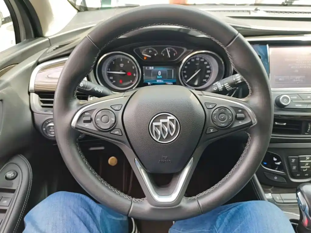 Buick Envision Plus — миниатюра 11