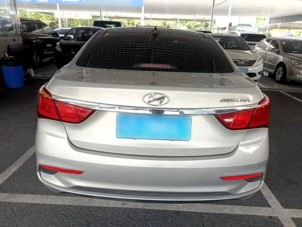 Hyundai Mistra — миниатюра 6