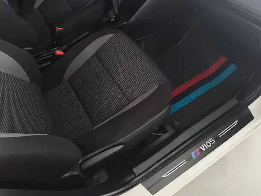 Toyota Vios — миниатюра 8