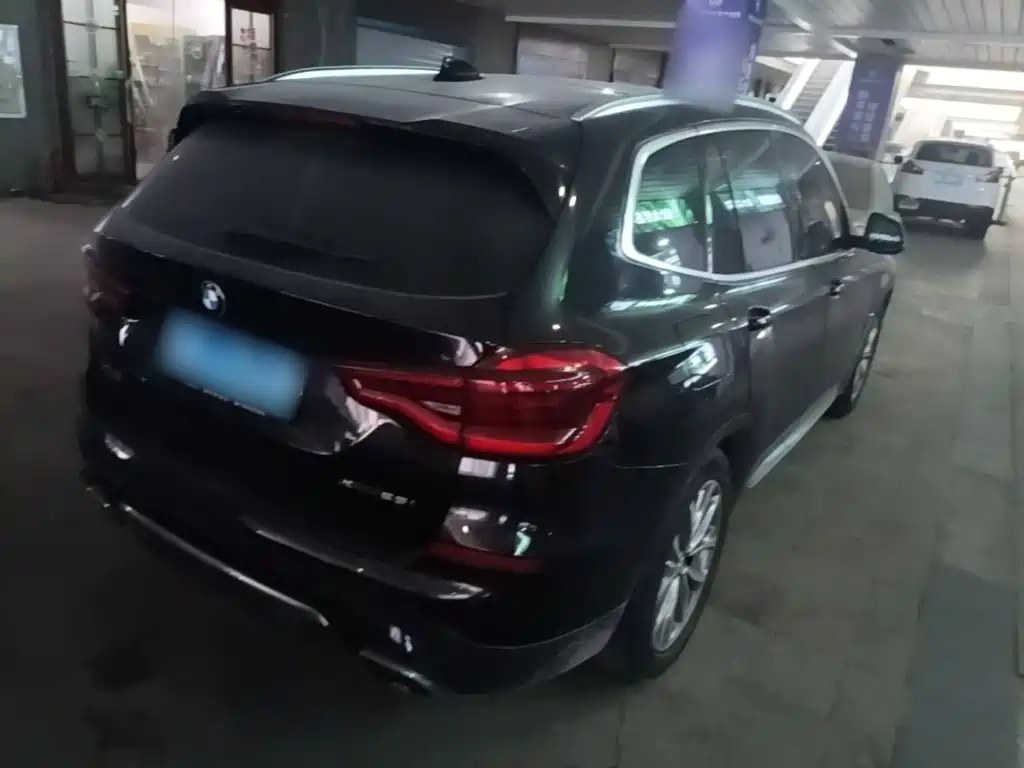 BMW X3 — миниатюра 7