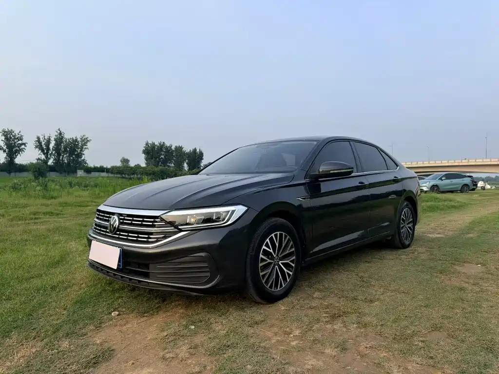 Volkswagen Sagitar — миниатюра 2