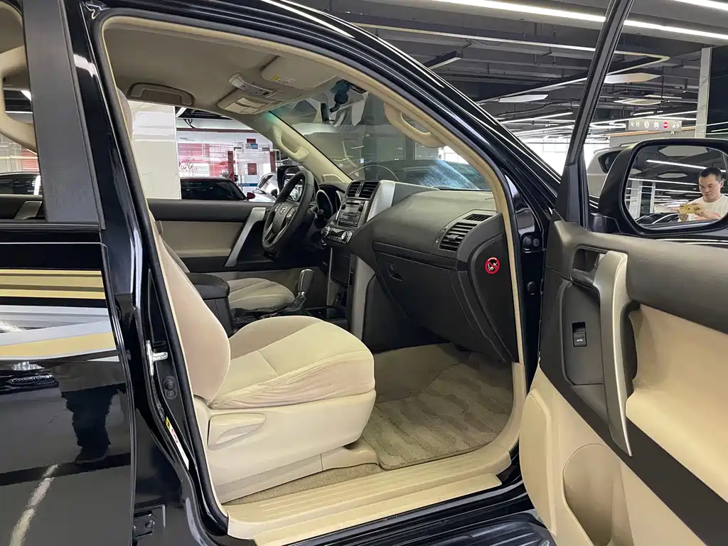 Toyota Prado (Import) — миниатюра 8