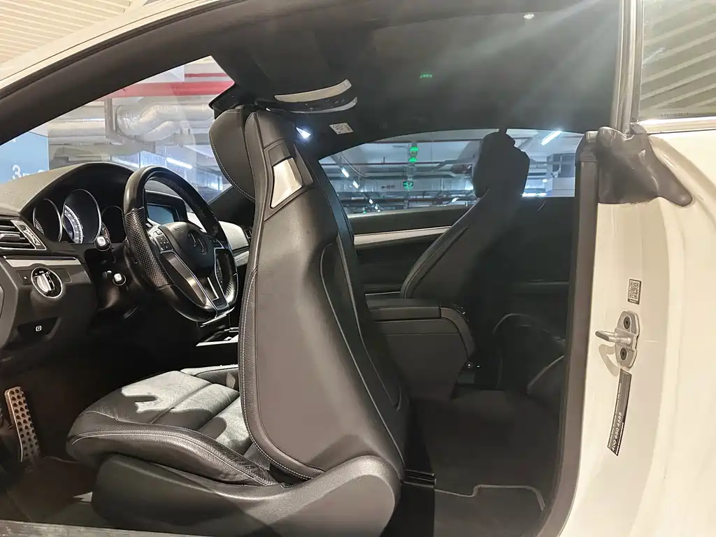 Mercedes-Benz E-Class (Import) — миниатюра 15