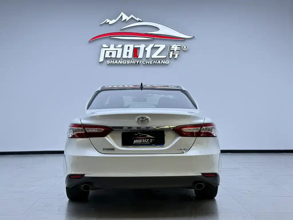 Toyota Camry 2019 2.5G Luxury VI