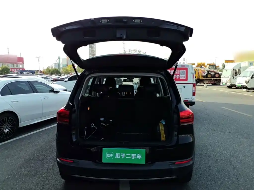 Volkswagen Tiguan — миниатюра 19