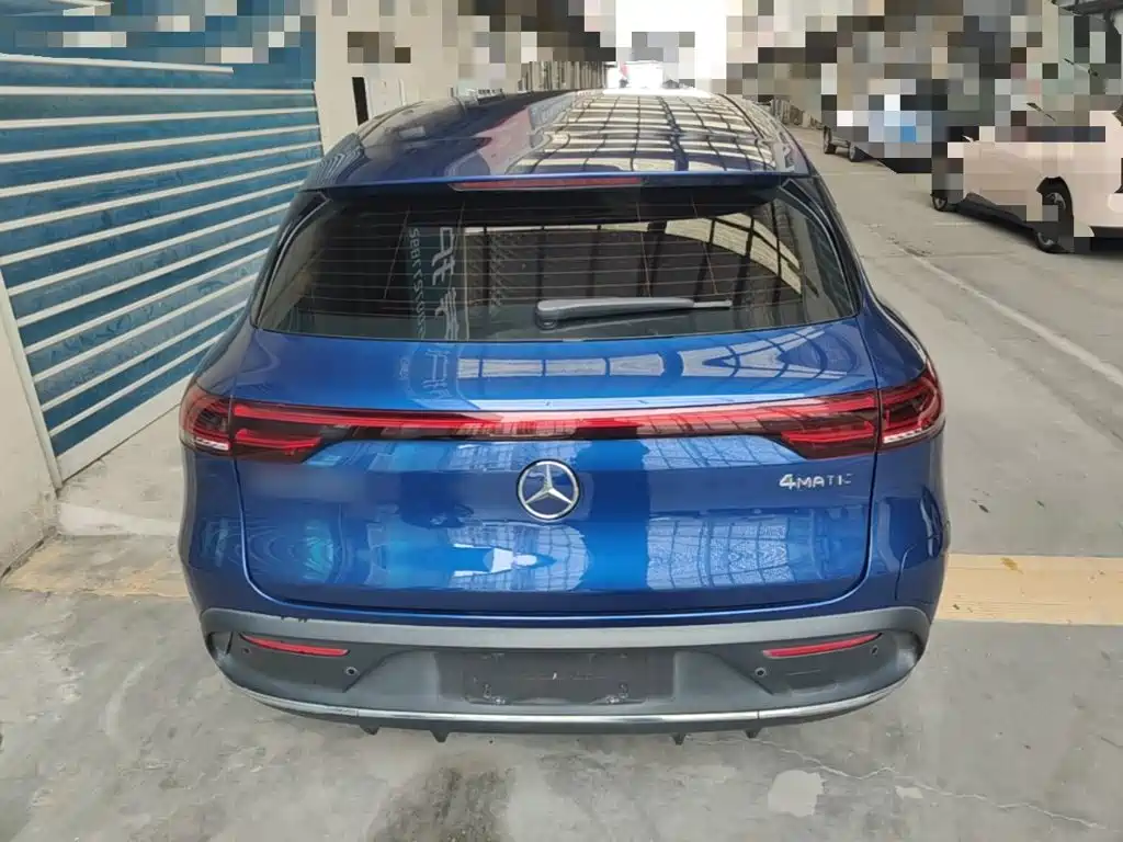 Mercedes-Benz EQC — миниатюра 6