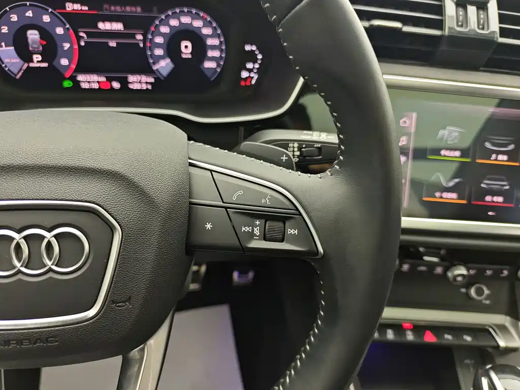 Audi Q3 — миниатюра 27