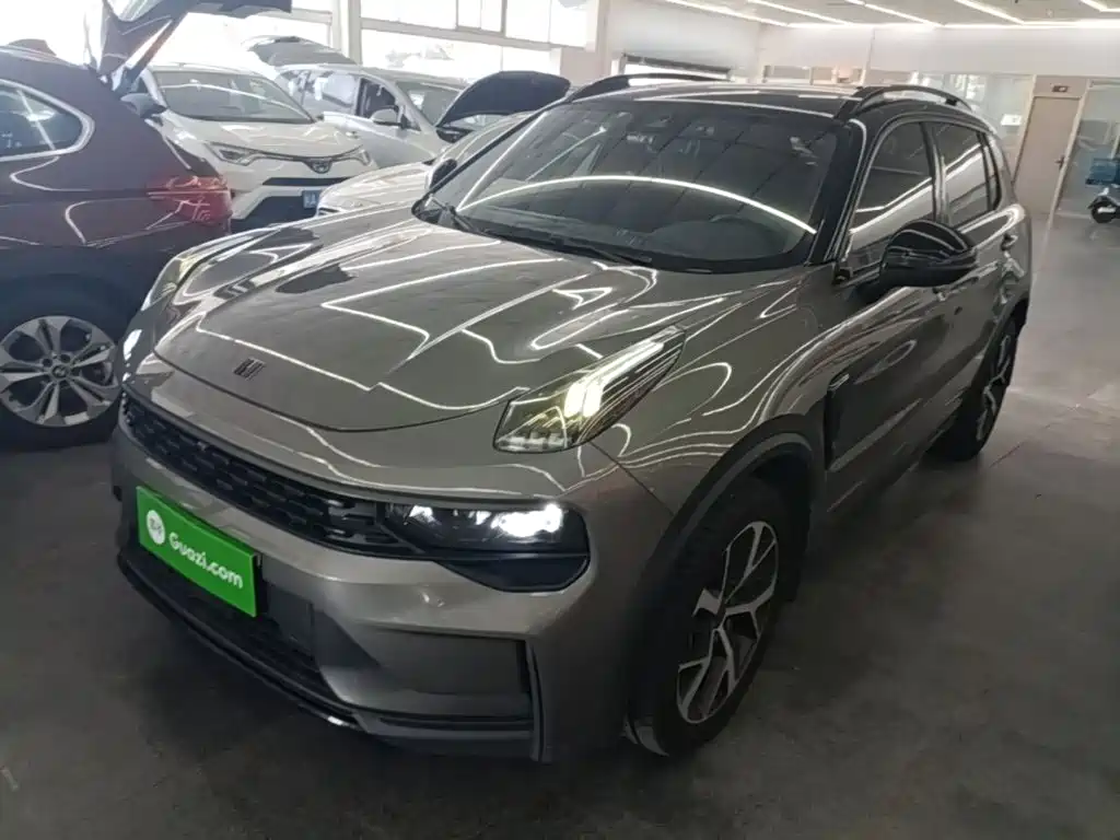 Lynk & Co 01 — миниатюра 2