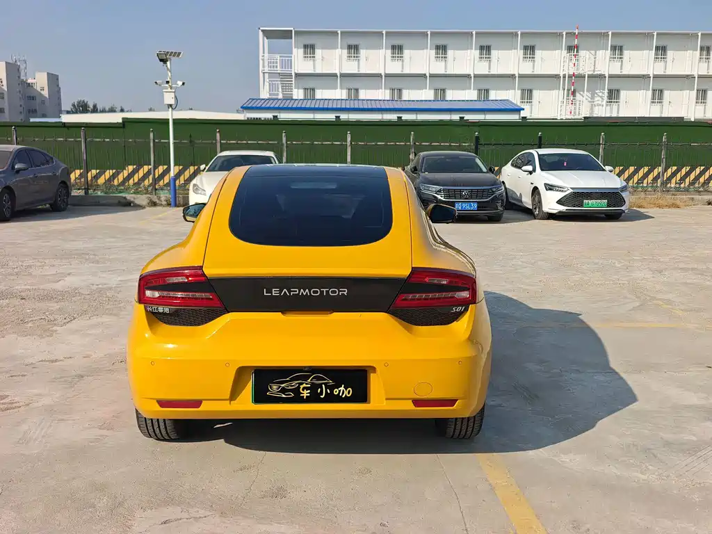 Leapmotor Leapmotor S01 — миниатюра 5