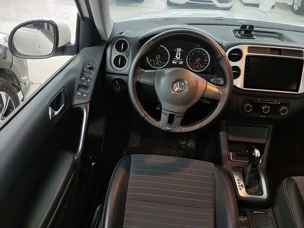 Volkswagen Tiguan — миниатюра 11