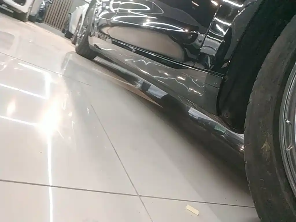Tesla Model 3 — миниатюра 21