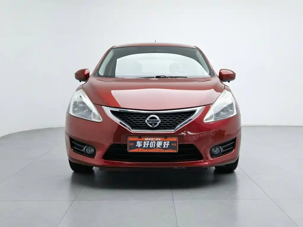 Nissan Tiida — миниатюра 3