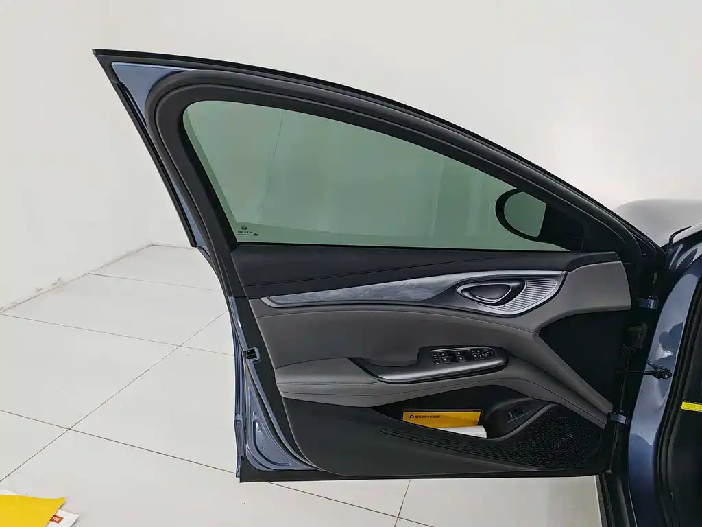 BYD Seal 2024 DM-i 1.5L 121km Luxury