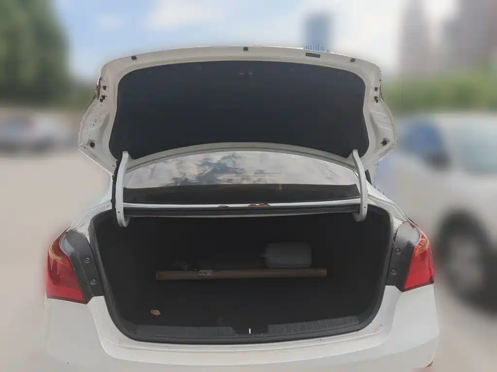 Hyundai Mistra — миниатюра 15
