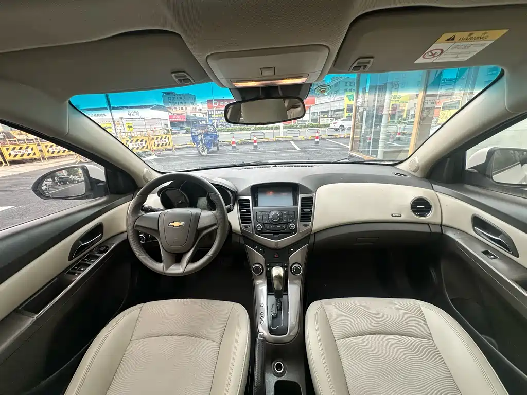 Chevrolet Cruze 2015 1.5L SE AT