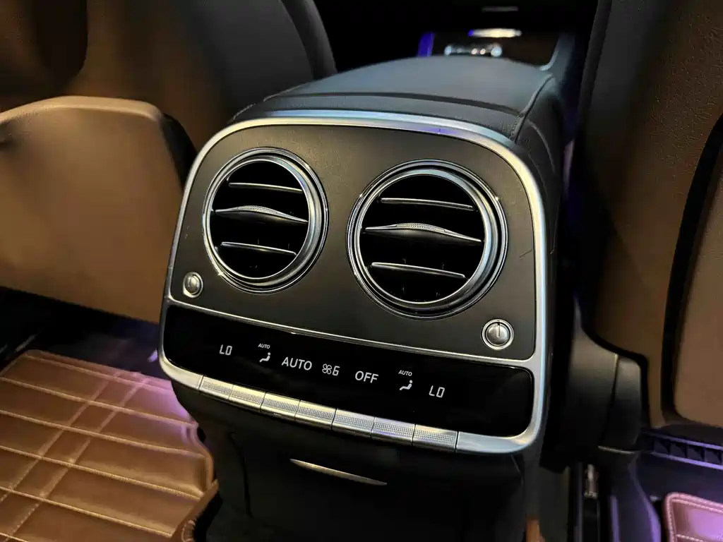 Mercedes-Benz S-Class — миниатюра 14