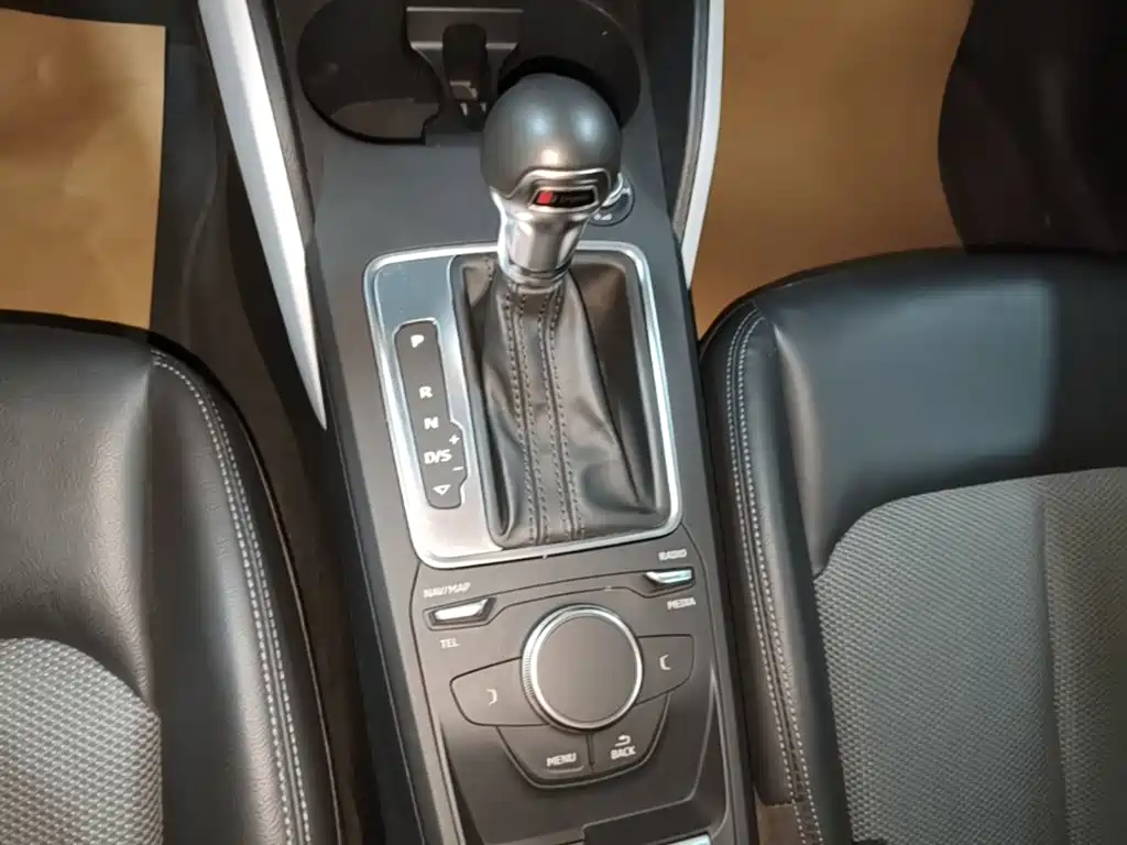 Audi Q2L — миниатюра 14