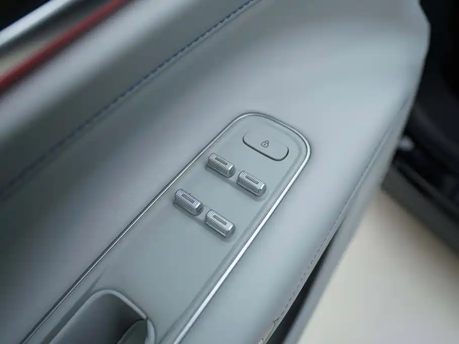 AITO AITO M9 — миниатюра 9