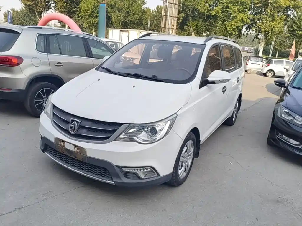 Baojun 730 — миниатюра 2
