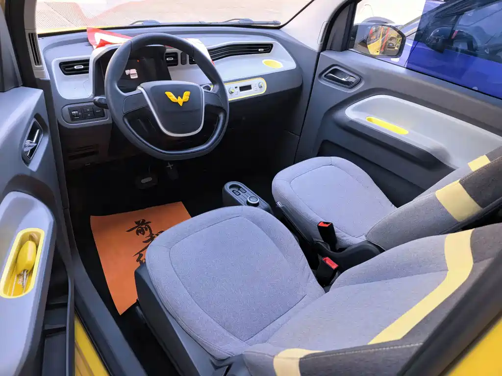 Wuling MINIEV — миниатюра 5