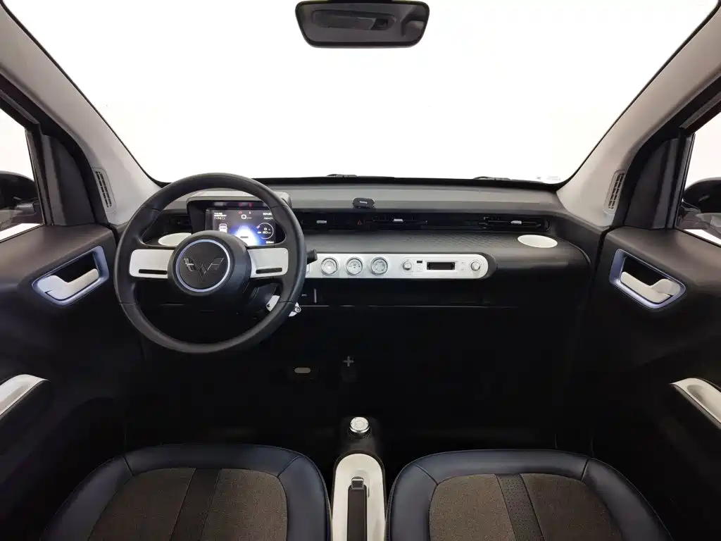 Wuling MINIEV — миниатюра 5