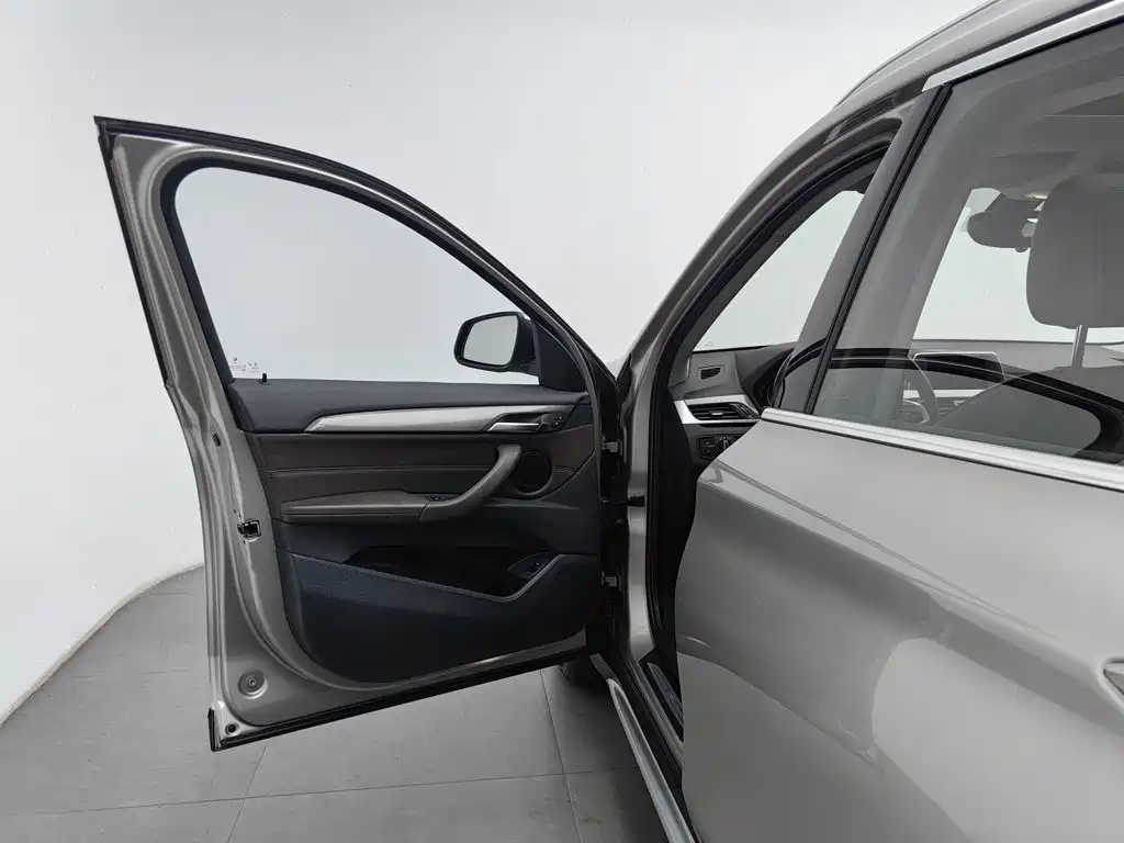BMW X1 — миниатюра 8